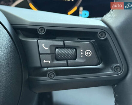 Черный Порше Taycan Cross Turismo, объемом двигателя 0 л и пробегом 15 тыс. км за 88000 $, фото 65 на Automoto.ua