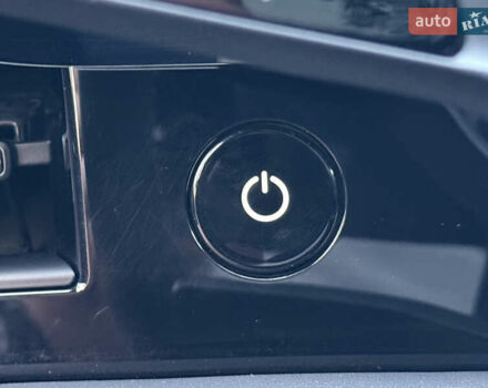 Черный Порше Taycan Cross Turismo, объемом двигателя 0 л и пробегом 15 тыс. км за 88000 $, фото 71 на Automoto.ua