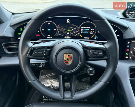 Черный Порше Taycan Cross Turismo, объемом двигателя 0 л и пробегом 15 тыс. км за 88000 $, фото 63 на Automoto.ua