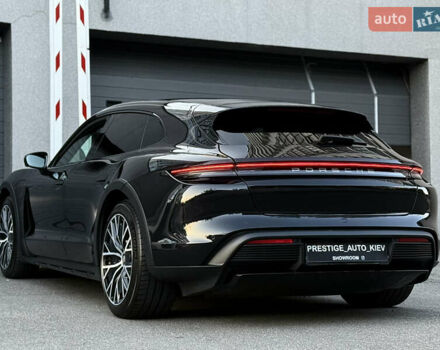 Черный Порше Taycan Cross Turismo, объемом двигателя 0 л и пробегом 15 тыс. км за 85000 $, фото 21 на Automoto.ua