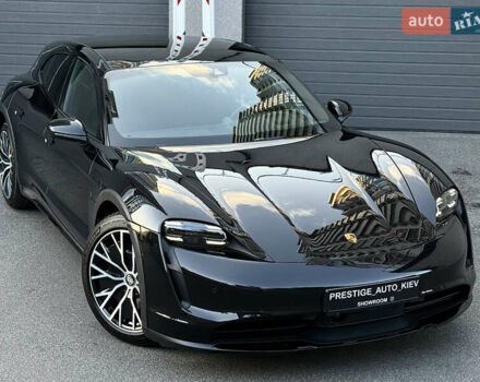 Черный Порше Taycan Cross Turismo, объемом двигателя 0 л и пробегом 15 тыс. км за 85000 $, фото 1 на Automoto.ua