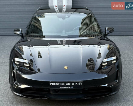 Черный Порше Taycan Cross Turismo, объемом двигателя 0 л и пробегом 15 тыс. км за 85000 $, фото 6 на Automoto.ua