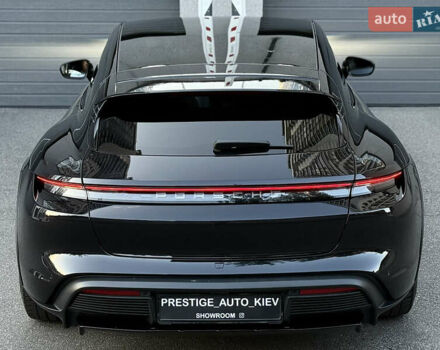 Черный Порше Taycan Cross Turismo, объемом двигателя 0 л и пробегом 15 тыс. км за 85000 $, фото 17 на Automoto.ua