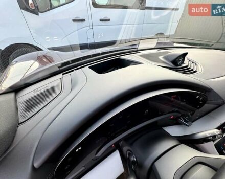 Красный Порше Taycan Cross Turismo, объемом двигателя 0 л и пробегом 106 тыс. км за 57500 $, фото 27 на Automoto.ua