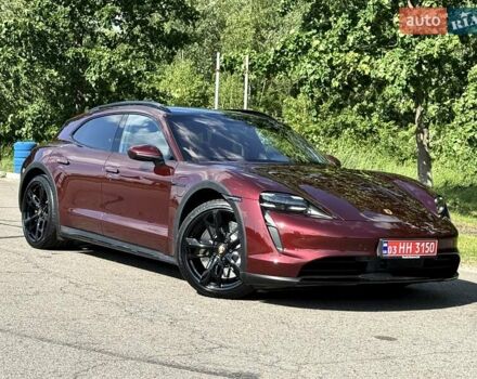Червоний Порше Taycan Cross Turismo, об'ємом двигуна 0 л та пробігом 72 тис. км за 61500 $, фото 9 на Automoto.ua