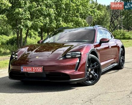Червоний Порше Taycan Cross Turismo, об'ємом двигуна 0 л та пробігом 72 тис. км за 61500 $, фото 1 на Automoto.ua