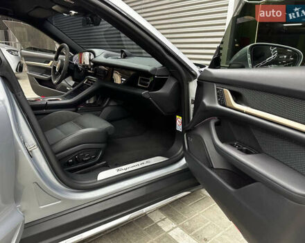 Порше Taycan Cross Turismo, об'ємом двигуна 0 л та пробігом 114 тис. км за 57000 $, фото 20 на Automoto.ua