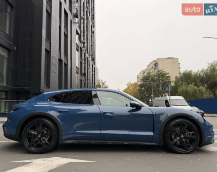 Порше Taycan Cross Turismo, объемом двигателя 0 л и пробегом 29 тыс. км за 82400 $, фото 4 на Automoto.ua