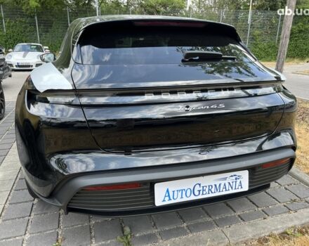 Порше Taycan Cross Turismo, объемом двигателя 0 л и пробегом 0 тыс. км за 150957 $, фото 11 на Automoto.ua