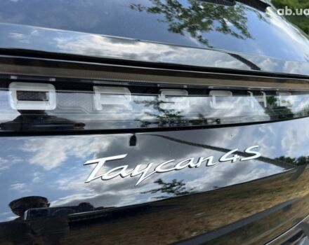 Порше Taycan Cross Turismo, объемом двигателя 0 л и пробегом 0 тыс. км за 150957 $, фото 31 на Automoto.ua