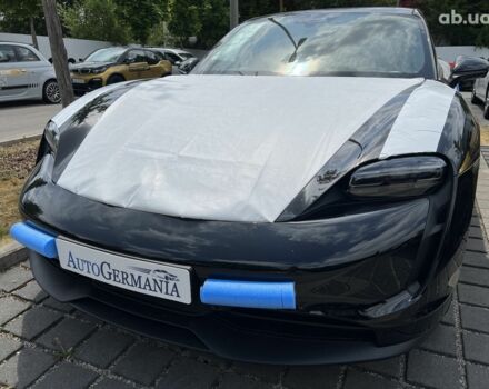 Порше Taycan Cross Turismo, объемом двигателя 0 л и пробегом 0 тыс. км за 150957 $, фото 2 на Automoto.ua