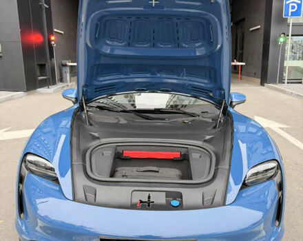 Порше Taycan Cross Turismo, объемом двигателя 0 л и пробегом 29 тыс. км за 82400 $, фото 16 на Automoto.ua