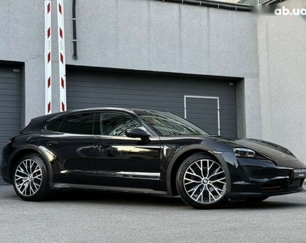 Порше Taycan Cross Turismo, объемом двигателя 0 л и пробегом 15 тыс. км за 88000 $, фото 4 на Automoto.ua