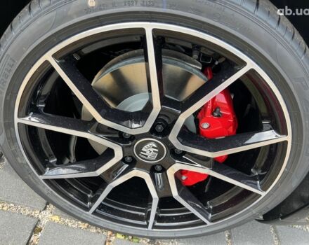 Порше Taycan Cross Turismo, объемом двигателя 0 л и пробегом 0 тыс. км за 150957 $, фото 8 на Automoto.ua