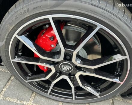Порше Taycan Cross Turismo, объемом двигателя 0 л и пробегом 0 тыс. км за 150957 $, фото 22 на Automoto.ua