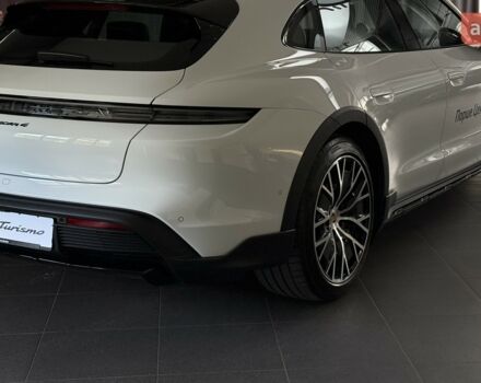 Порше Taycan Cross Turismo, об'ємом двигуна 0 л та пробігом 0 тис. км за 128402 $, фото 3 на Automoto.ua
