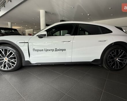 Порше Taycan Cross Turismo, об'ємом двигуна 0 л та пробігом 0 тис. км за 128402 $, фото 1 на Automoto.ua