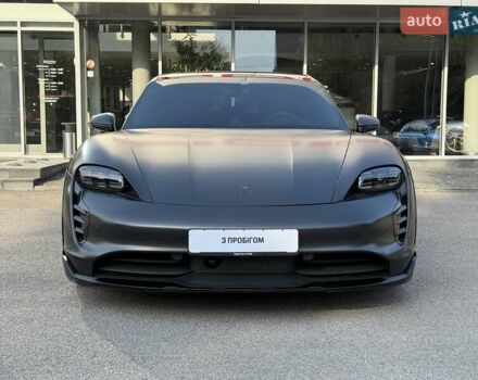 Сірий Порше Taycan Cross Turismo, об'ємом двигуна 0 л та пробігом 13 тис. км за 95000 $, фото 2 на Automoto.ua