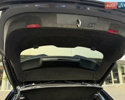 Сірий Порше Taycan Cross Turismo, об'ємом двигуна 0 л та пробігом 13 тис. км за 95000 $, фото 38 на Automoto.ua