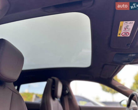 Сірий Порше Taycan Cross Turismo, об'ємом двигуна 0 л та пробігом 18 тис. км за 149900 $, фото 18 на Automoto.ua