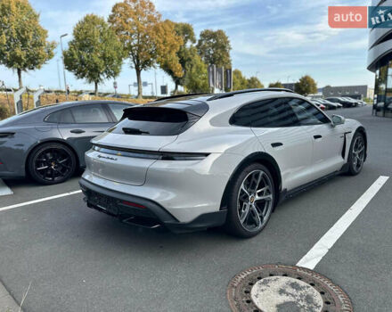 Сірий Порше Taycan Cross Turismo, об'ємом двигуна 0 л та пробігом 18 тис. км за 149900 $, фото 4 на Automoto.ua