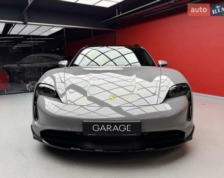 Серый Порше Taycan Cross Turismo, объемом двигателя 0 л и пробегом 29 тыс. км за 83900 $, фото 2 на Automoto.ua