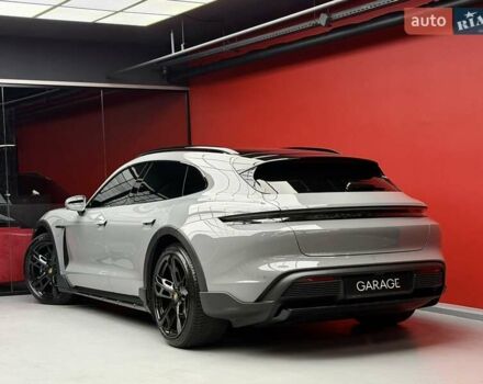 Серый Порше Taycan Cross Turismo, объемом двигателя 0 л и пробегом 29 тыс. км за 83900 $, фото 21 на Automoto.ua