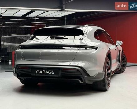 Серый Порше Taycan Cross Turismo, объемом двигателя 0 л и пробегом 29 тыс. км за 83900 $, фото 15 на Automoto.ua
