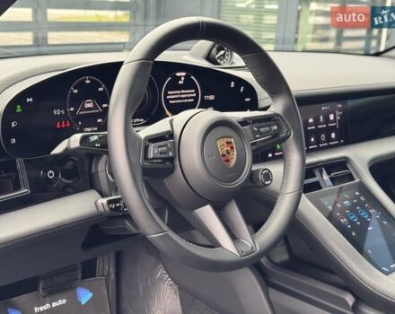 Синий Порше Taycan Cross Turismo, объемом двигателя 0 л и пробегом 17 тыс. км за 80900 $, фото 16 на Automoto.ua