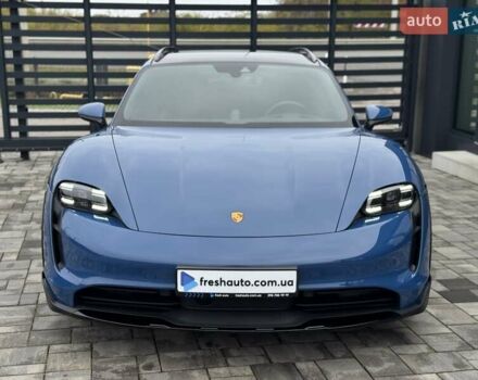 Синий Порше Taycan Cross Turismo, объемом двигателя 0 л и пробегом 17 тыс. км за 80900 $, фото 1 на Automoto.ua