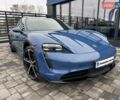Синий Порше Taycan Cross Turismo, объемом двигателя 0 л и пробегом 17 тыс. км за 80900 $, фото 6 на Automoto.ua
