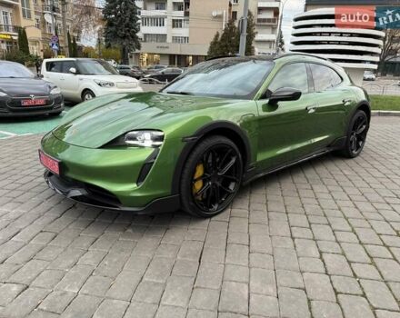 Зеленый Порше Taycan Cross Turismo, объемом двигателя 0 л и пробегом 57 тыс. км за 79990 $, фото 1 на Automoto.ua