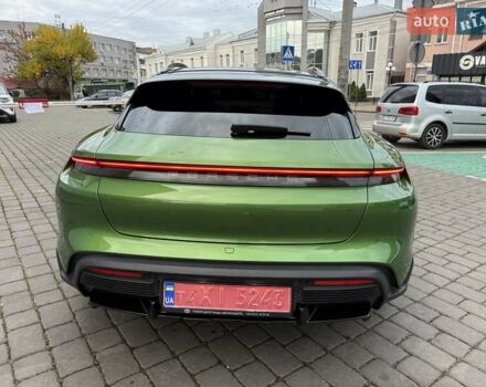 Зеленый Порше Taycan Cross Turismo, объемом двигателя 0 л и пробегом 57 тыс. км за 79990 $, фото 8 на Automoto.ua