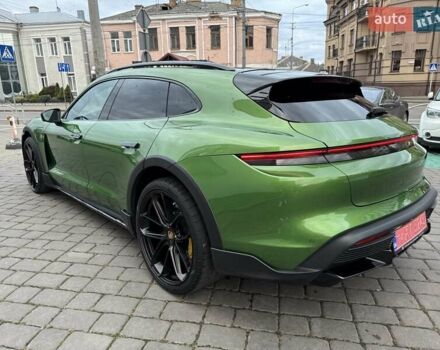 Зеленый Порше Taycan Cross Turismo, объемом двигателя 0 л и пробегом 57 тыс. км за 79990 $, фото 7 на Automoto.ua