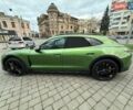 Зеленый Порше Taycan Cross Turismo, объемом двигателя 0 л и пробегом 57 тыс. км за 79990 $, фото 9 на Automoto.ua