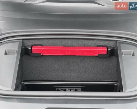 Зеленый Порше Taycan Cross Turismo, объемом двигателя 0 л и пробегом 7 тыс. км за 134262 $, фото 19 на Automoto.ua