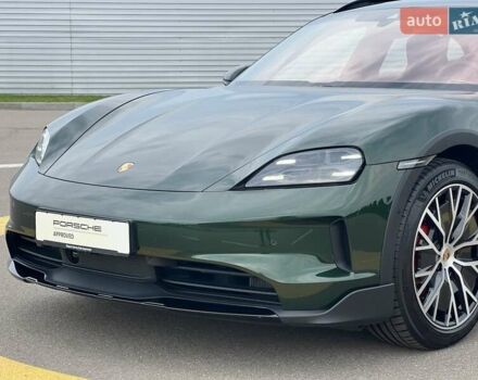 Зеленый Порше Taycan Cross Turismo, объемом двигателя 0 л и пробегом 7 тыс. км за 134262 $, фото 13 на Automoto.ua