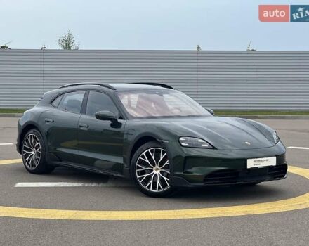 Зеленый Порше Taycan Cross Turismo, объемом двигателя 0 л и пробегом 7 тыс. км за 134262 $, фото 11 на Automoto.ua