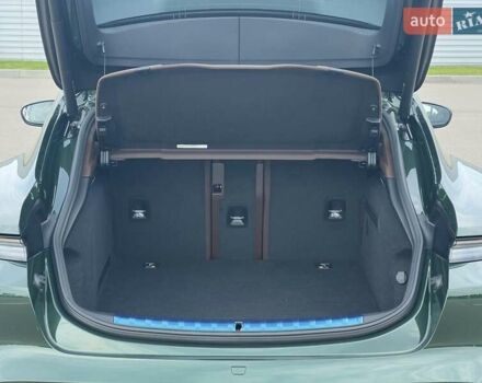 Зеленый Порше Taycan Cross Turismo, объемом двигателя 0 л и пробегом 7 тыс. км за 134262 $, фото 20 на Automoto.ua