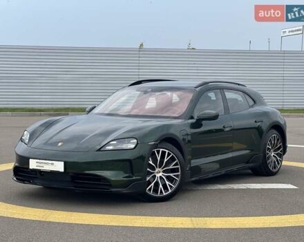 Зеленый Порше Taycan Cross Turismo, объемом двигателя 0 л и пробегом 7 тыс. км за 134262 $, фото 5 на Automoto.ua