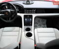 Красный Порше Taycan Sport Turismo, объемом двигателя 0 л и пробегом 34 тыс. км за 84067 $, фото 10 на Automoto.ua