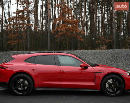 Красный Порше Taycan Sport Turismo, объемом двигателя 0 л и пробегом 34 тыс. км за 84067 $, фото 2 на Automoto.ua