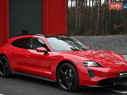 Красный Порше Taycan Sport Turismo, объемом двигателя 0 л и пробегом 34 тыс. км за 84067 $, фото 1 на Automoto.ua