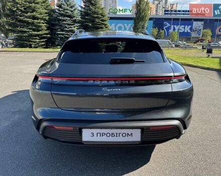 Серый Порше Taycan Sport Turismo, объемом двигателя 0 л и пробегом 15 тыс. км за 89000 $, фото 12 на Automoto.ua