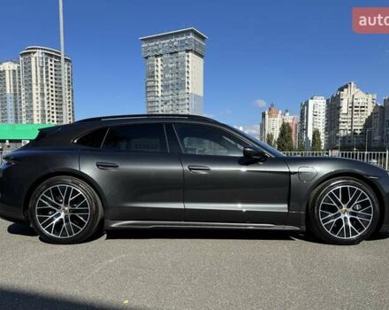 Серый Порше Taycan Sport Turismo, объемом двигателя 0 л и пробегом 15 тыс. км за 89000 $, фото 94 на Automoto.ua