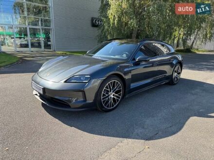 Серый Порше Taycan Sport Turismo, объемом двигателя 0 л и пробегом 15 тыс. км за 89000 $, фото 1 на Automoto.ua