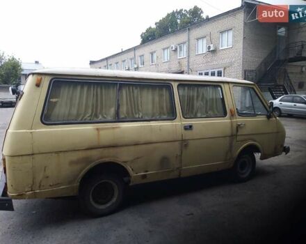 Бежевий РАФ 2203, об'ємом двигуна 2.4 л та пробігом 150 тис. км за 1000 $, фото 4 на Automoto.ua
