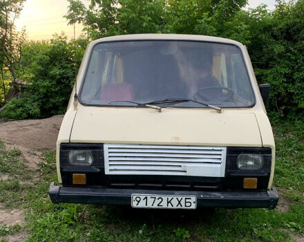 РАФ 2203, объемом двигателя 2.5 л и пробегом 160 тыс. км за 700 $, фото 3 на Automoto.ua
