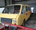 Желтый РАФ 2203, объемом двигателя 2.5 л и пробегом 100 тыс. км за 965 $, фото 1 на Automoto.ua