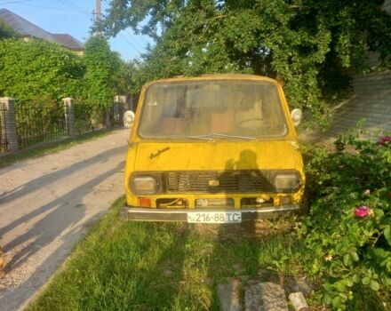 Жовтий РАФ 2203, об'ємом двигуна 2 л та пробігом 224 тис. км за 400 $, фото 1 на Automoto.ua